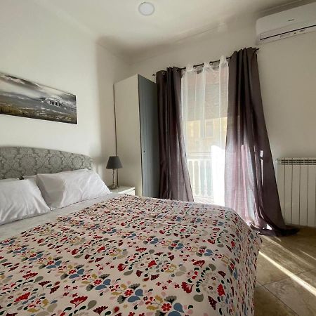 Готель Falu Napoli Centro Camera Con Cucina E Bagno Privato Екстер'єр фото