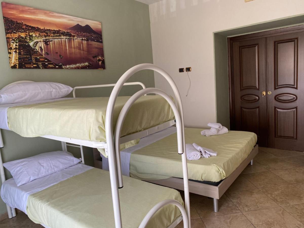 Готель Falu Napoli Centro Camera Con Cucina E Bagno Privato Екстер'єр фото